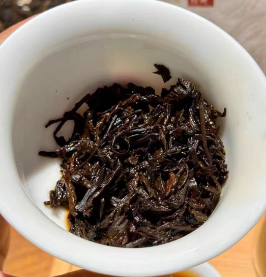 普洱茶生茶和熟茶哪个好？普洱茶可以减肥吗